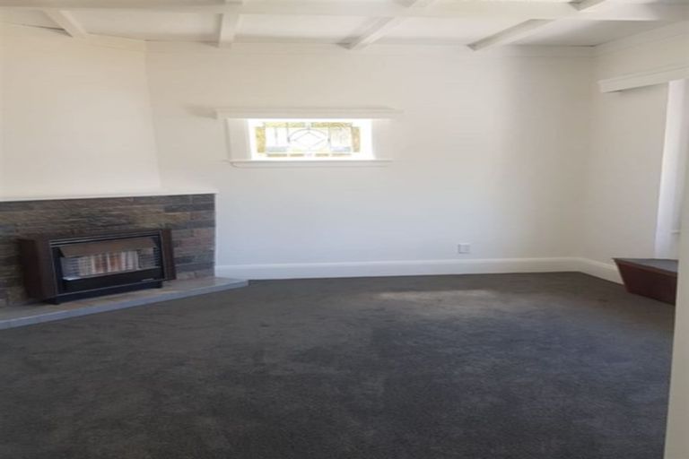 Photo of property in 52 Evans Road, Glen Eden, Auckland, 0602