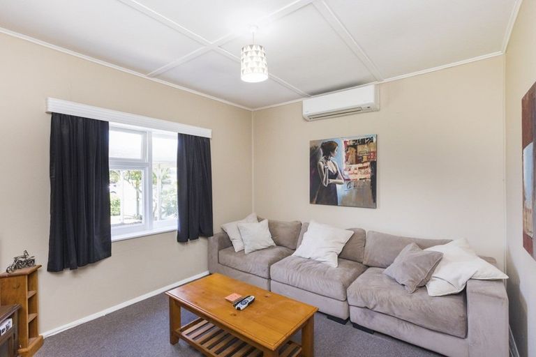 Photo of property in 58 Matipo Street, Takaro, Palmerston North, 4410