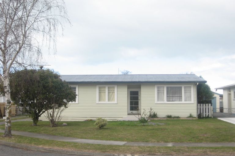 Photo of property in 42 Fleming Crescent, Maraenui, Napier, 4110