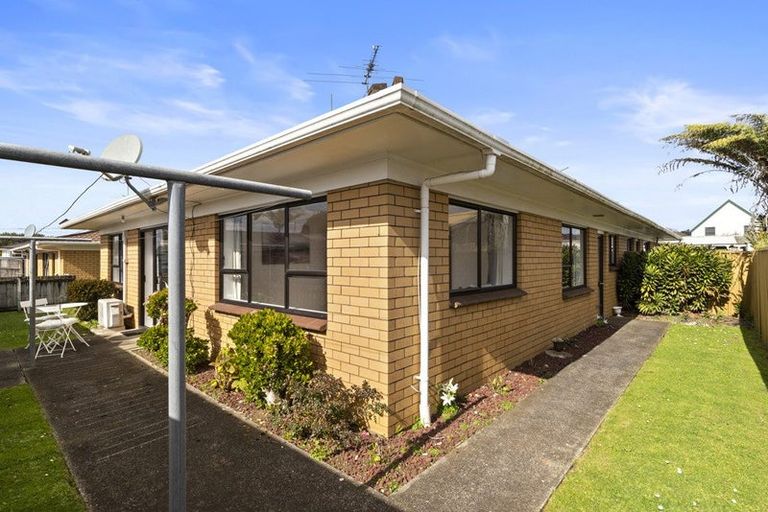 Photo of property in 3/45 Wellington Street, Pukekohe, 2120