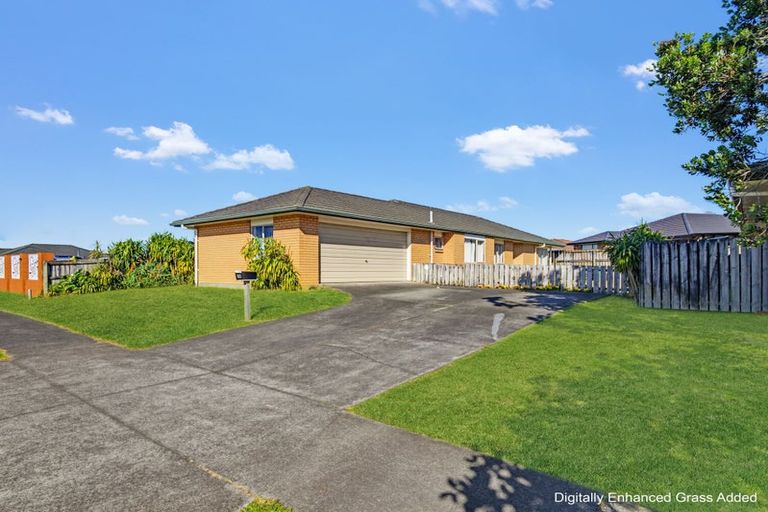 Photo of property in 118 Naylors Drive, Mangere, Auckland, 2022
