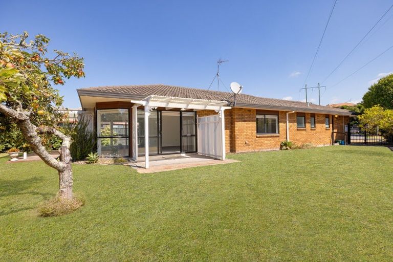 Photo of property in 16 Oleander Lane, Mount Maunganui, 3116