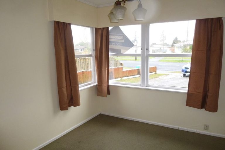 Photo of property in 33 Nevada Road, Silverdale, Hamilton, 3216