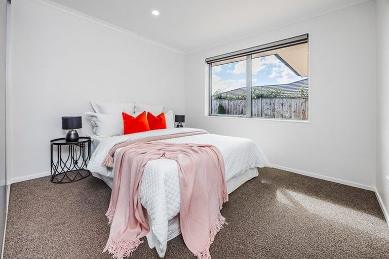 Photo of property in 78 Harriet Johnston Drive, Pokeno, 2402