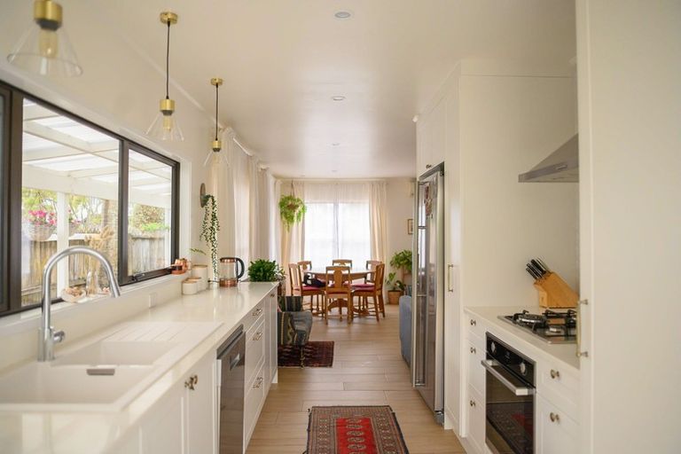 Photo of property in 5 Montego Place, Weymouth, Auckland, 2103