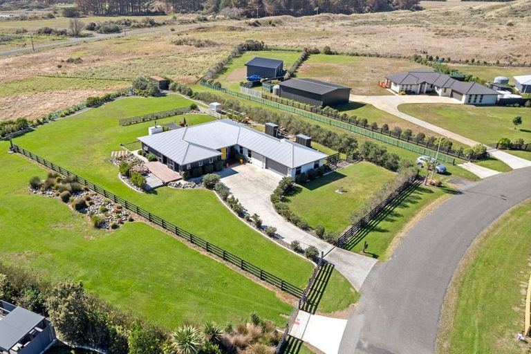 Photo of property in 3 Carex Grove, Foxton Beach, Foxton, 4815