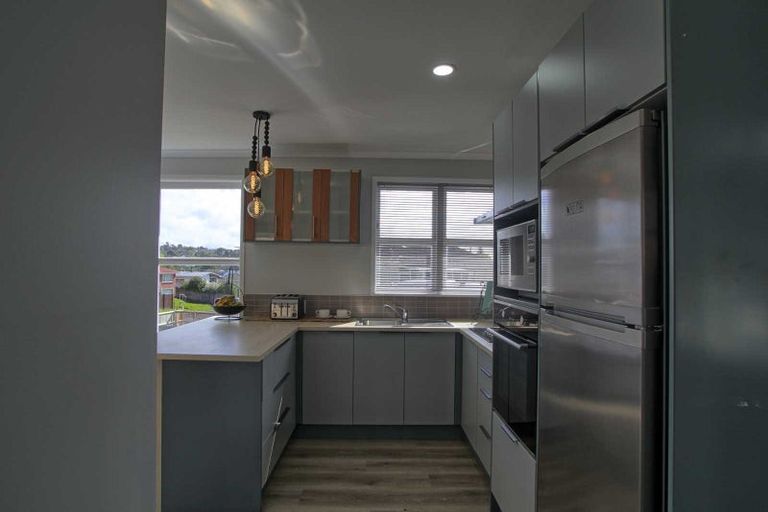 Photo of property in 1/3 Flaxdale Street, Birkdale, Auckland, 0626