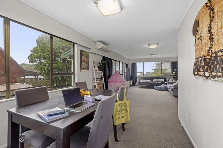 Photo of property in 64 Cypress Drive, Maungaraki, Lower Hutt, 5010