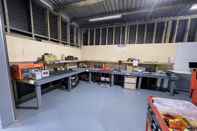 Photo of property in 92 Waimate Road North, Kerikeri, 0293