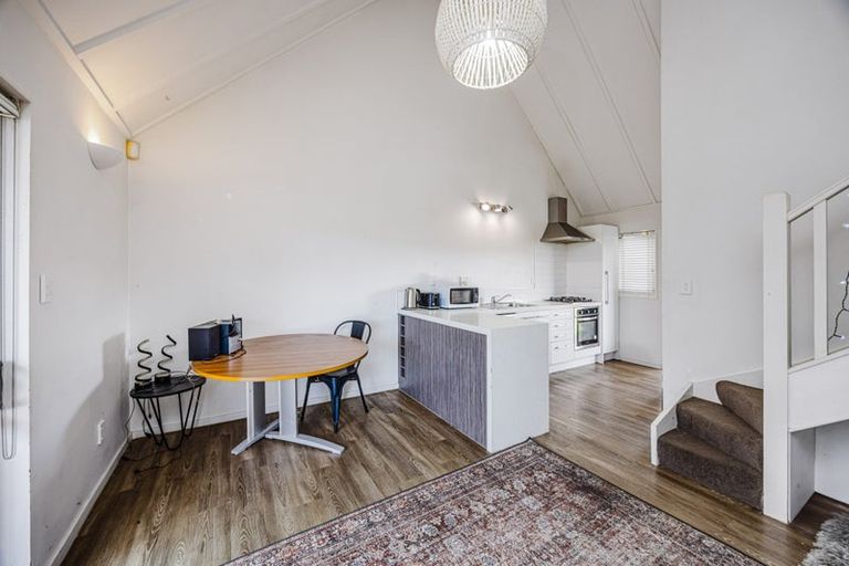 Photo of property in 12/58 Manuroa Road, Takanini, 2112