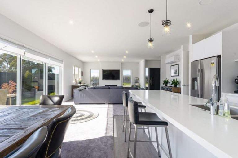 Photo of property in 23 Plains Avenue, Masterton, 5810