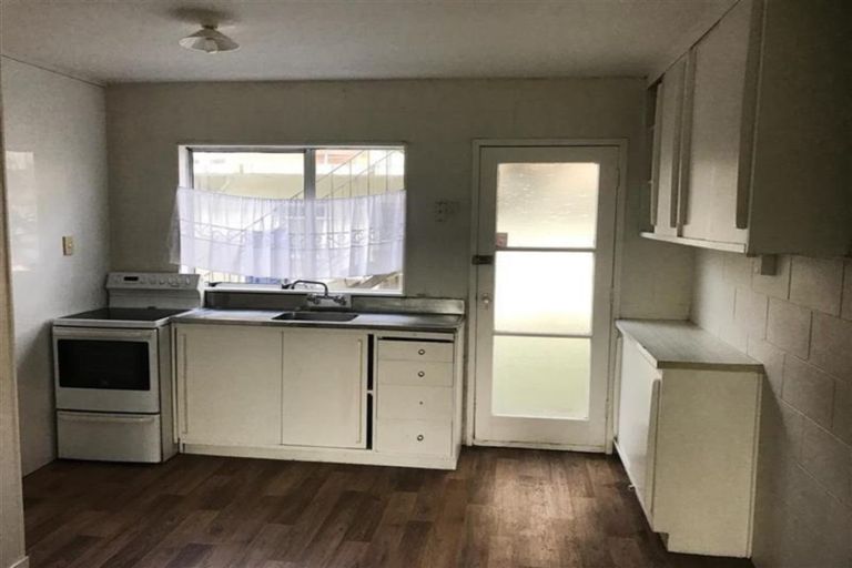 Photo of property in 1/17 Rodney Road, Northcote Point, Auckland, 0627