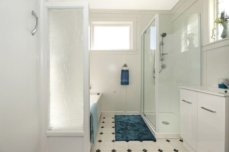 Photo of property in 279 Kahutia Street, Gisborne, 4010