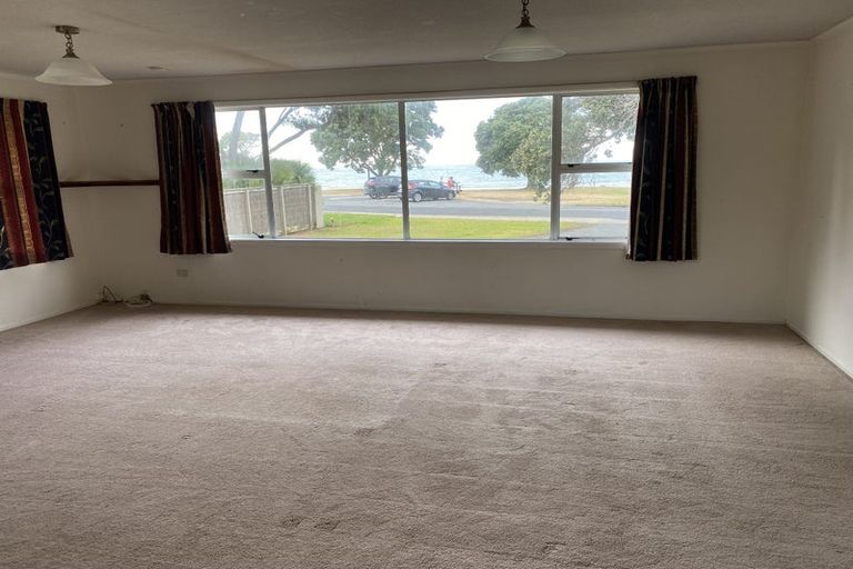 Photo of property in 43 Arkles Strand, Arkles Bay, Whangaparaoa, 0932