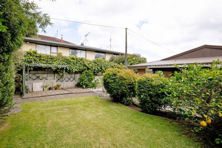 Photo of property in 30 Chaucer Street, Leamington, Cambridge, 3432