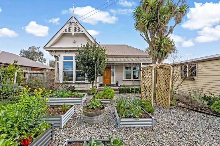 Photo of property in 23 Havelock Street, Phillipstown, Christchurch, 8011