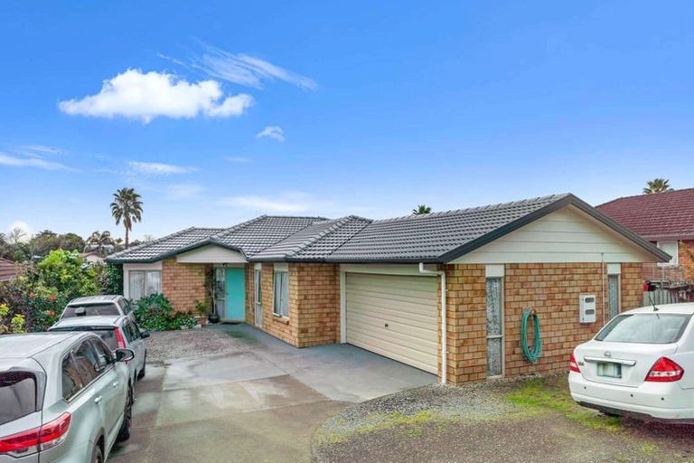 Photo of property in 151 Naylors Drive, Mangere, Auckland, 2022