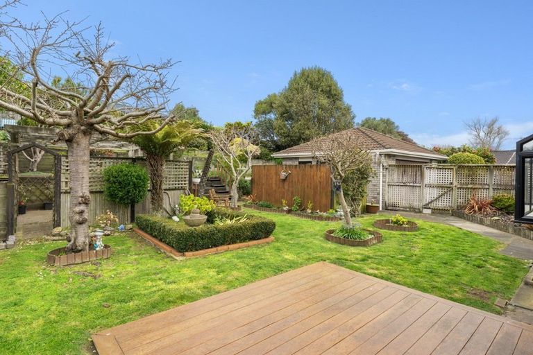 Photo of property in 16 Cedar Drive, Paraparaumu Beach, Paraparaumu, 5032