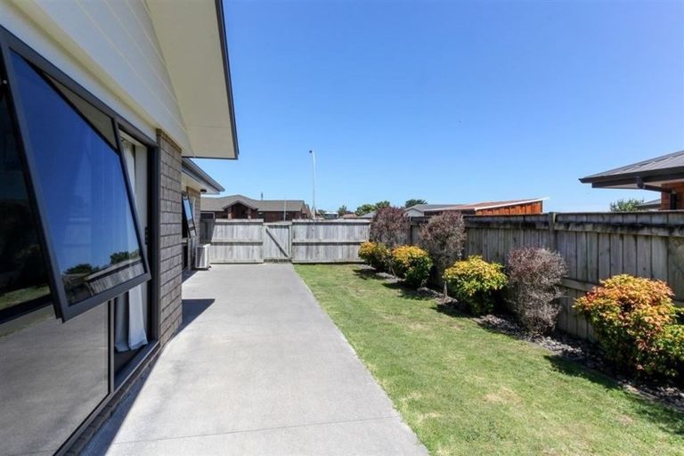 Photo of property in 24 Coby Sydney Drive, Bell Block, New Plymouth, 4312