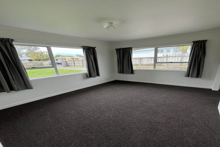 Photo of property in 54 Mckinstry Avenue, Mangere East, Auckland, 2024