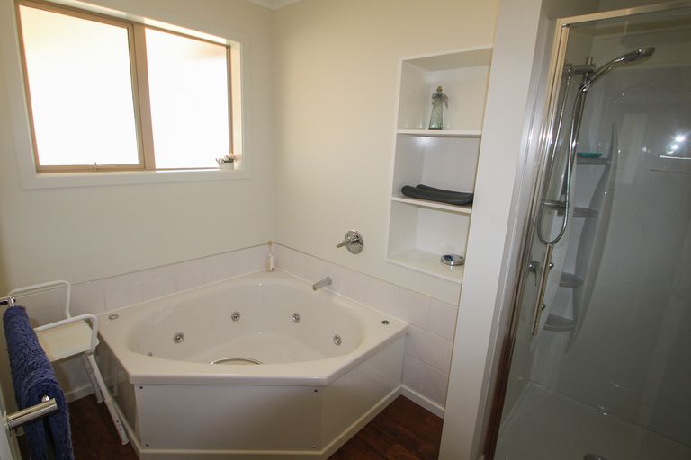 Photo of property in 74 Gordon Street, Kurow, 9435