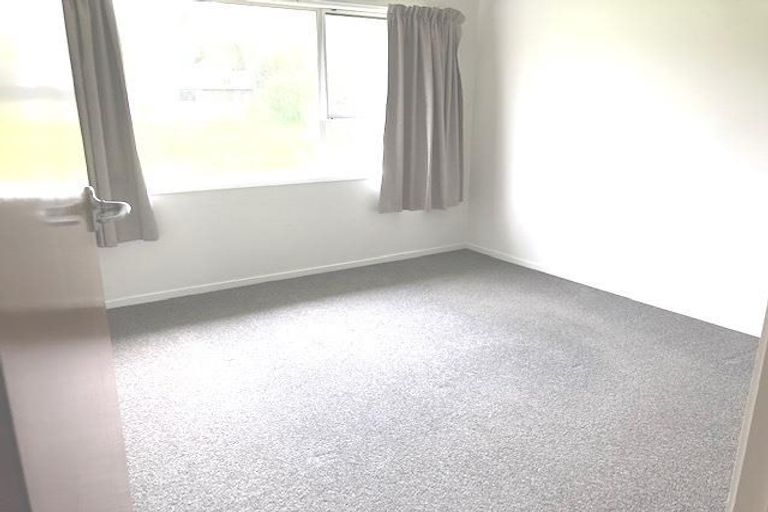 Photo of property in 10/79 Glendale Road, Glen Eden, Auckland, 0602