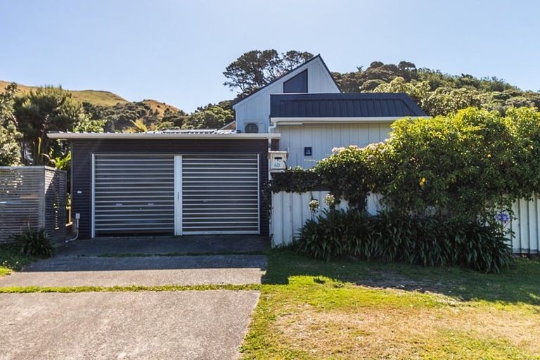 Photo of property in 60 Rawhiti Road, Pukerua Bay, 5026