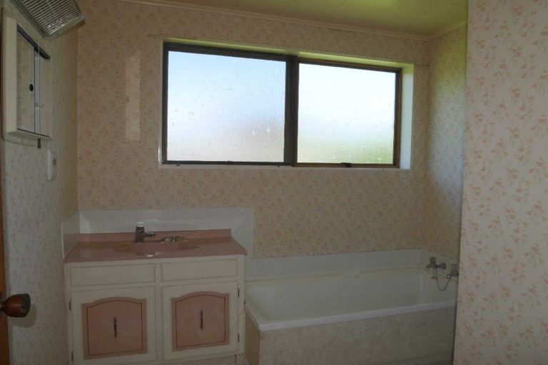 Photo of property in 41 Waerenga Road, Otaki, 5512