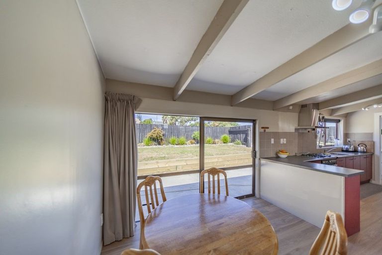 Photo of property in 1/382 Main Road North, Bay View, Napier, 4104