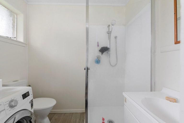 Photo of property in 4 Cooper Avenue, Holdens Bay, Rotorua, 3010