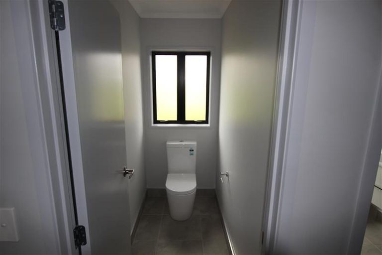 Photo of property in 37 Moira Drive, Tuakau, 2121