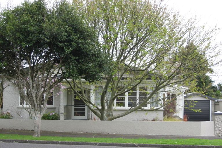 Photo of property in 38 Ballance Street, Lower Vogeltown, New Plymouth, 4310