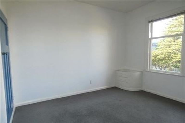 Photo of property in 2 Easdale Street, Kelburn, Wellington, 6012