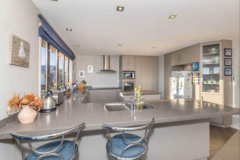 Photo of property in 15a Robbie Street, Foxton Beach, Foxton, 4815