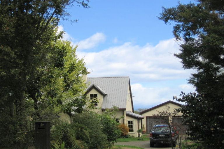 Photo of property in 61 Chesham Avenue, Waipahihi, Taupo, 3330