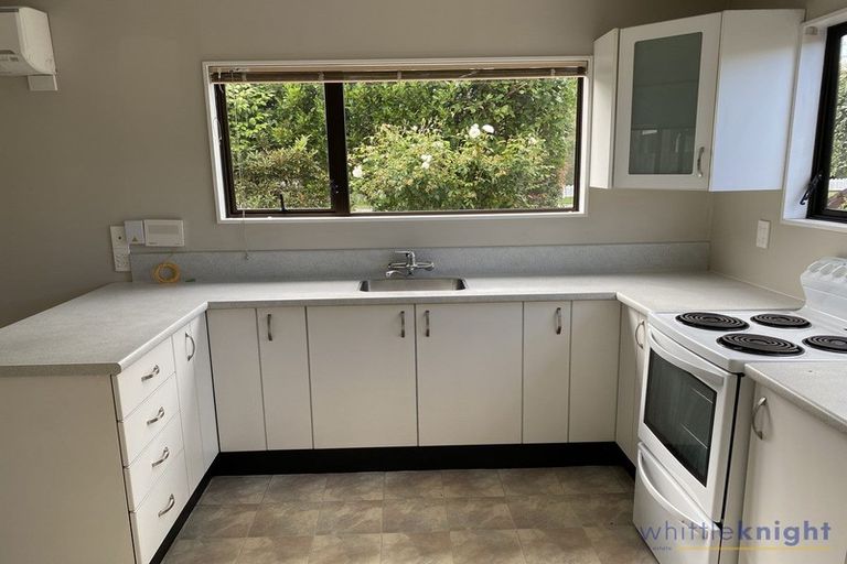 Photo of property in 115 Gilberthorpes Road, Hei Hei, Christchurch, 8042