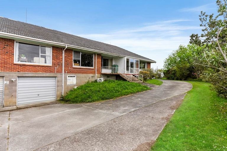 Photo of property in 1/159 Coronation Road, Hillcrest, Auckland, 0627