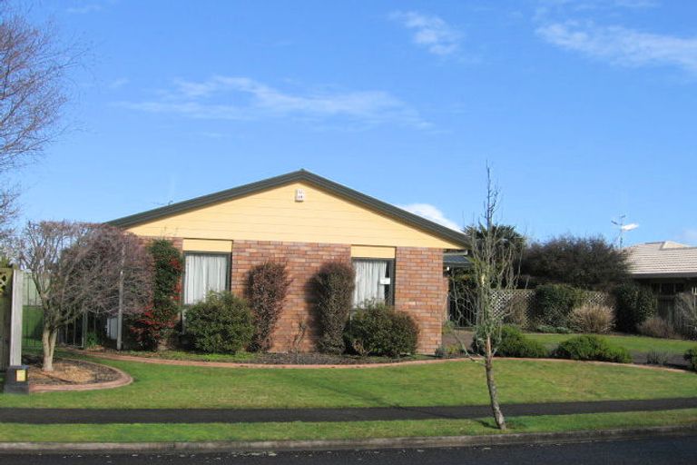 Photo of property in 10 Reynolds Drive, Glenview, Hamilton, 3206