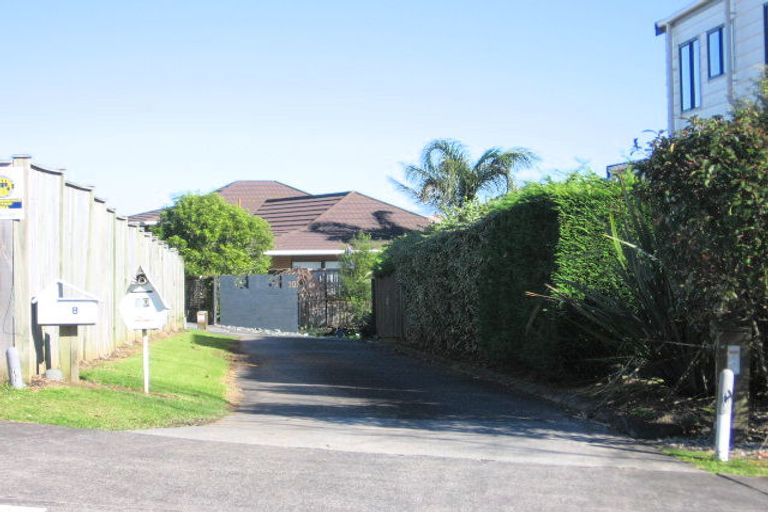 Photo of property in 10 Sophora Place, Totara Heights, Auckland, 2105