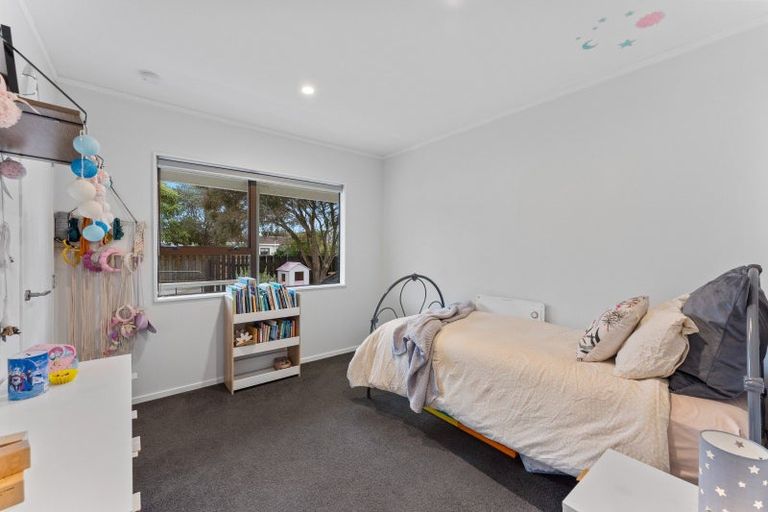 Photo of property in 15b Rosewood Place, Paraparaumu, 5032