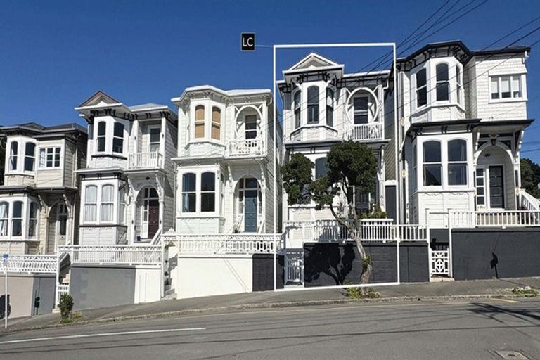 Photo of property in 58 Wright Street, Mount Cook, Wellington, 6021