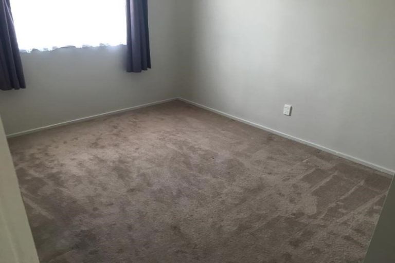 Photo of property in 26 Te Moau Avenue, Parakai, 0830