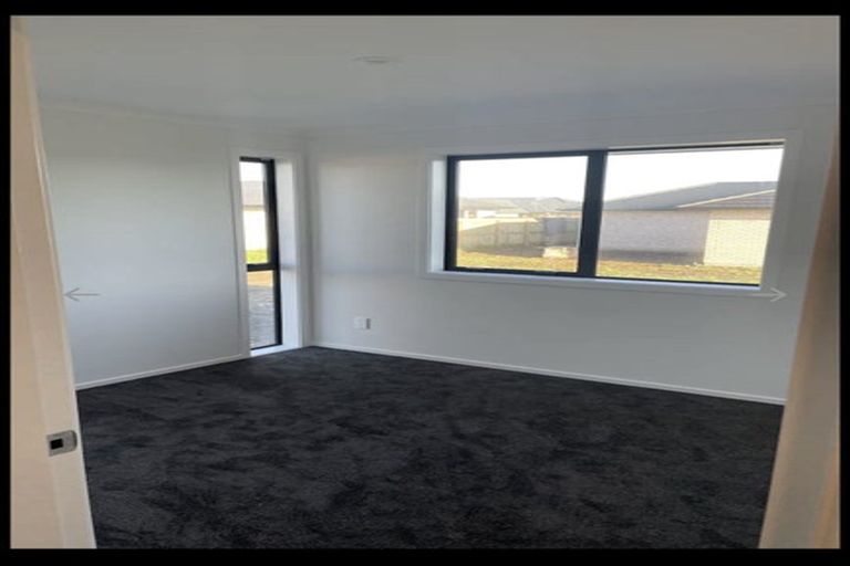 Photo of property in 76 Hinemoa Street, Levin, 5510