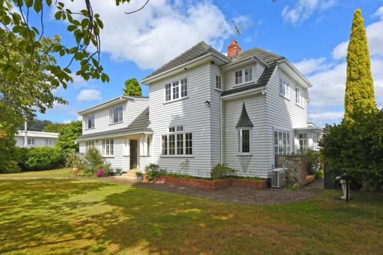 Photo of property in 10 Kellow Street, Wallaceville, Upper Hutt, 5018