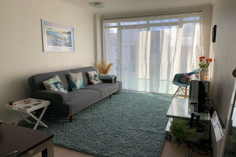 Photo of property in Monvie Apartments, 404/15 Holland Street, Te Aro, Wellington, 6011