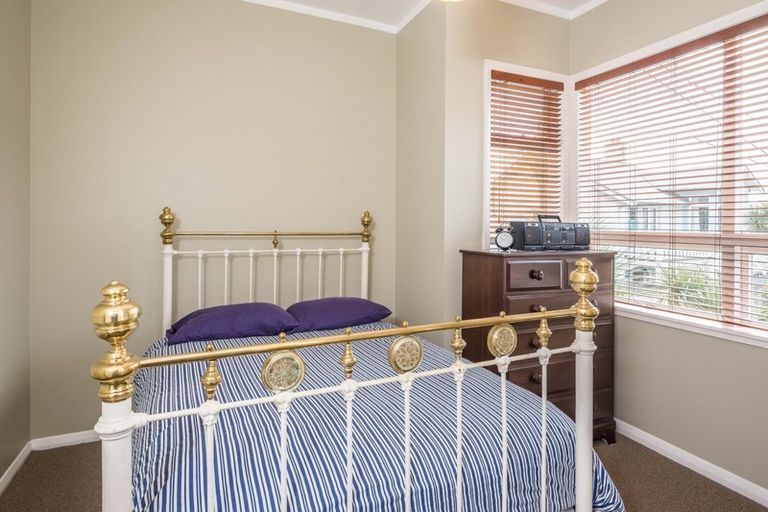 Photo of property in 22 Duncan Terrace, Kilbirnie, Wellington, 6022