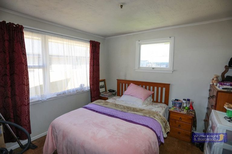 Photo of property in 19 Ian Place, Bishopdale, Christchurch, 8053
