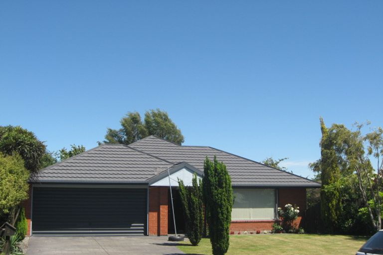 Photo of property in 8 Mull Place, Broomfield, Christchurch, 8042