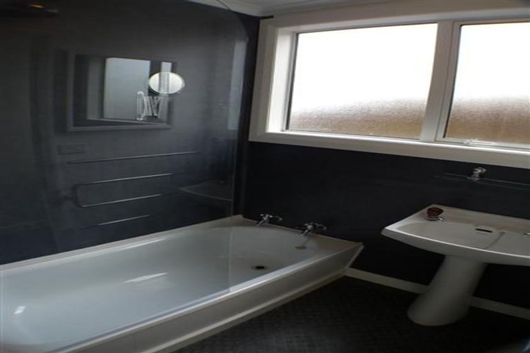 Photo of property in 2/130 Forbury Road, Saint Clair, Dunedin, 9012