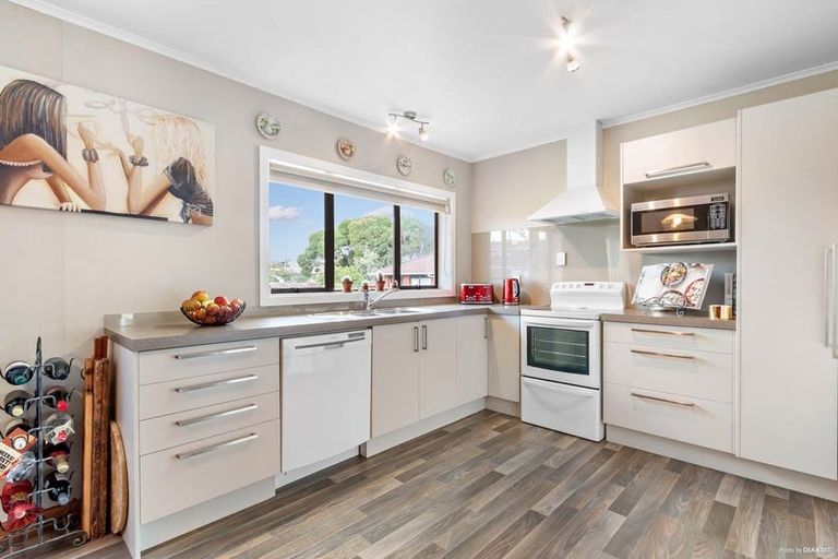 Photo of property in 6 Scott Road, Papakura, 2110